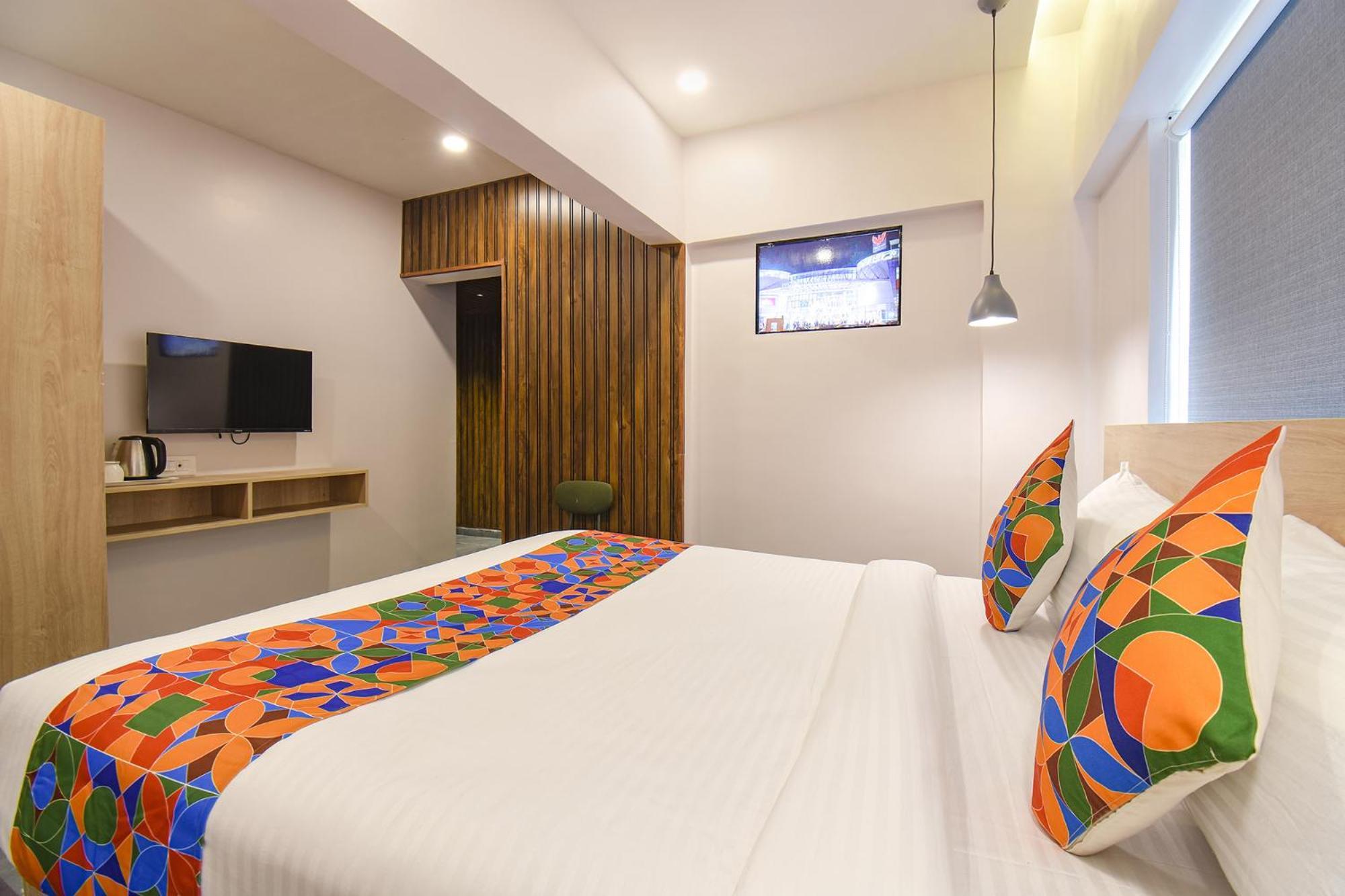 Fabhotel Olive Suite Pune Esterno foto